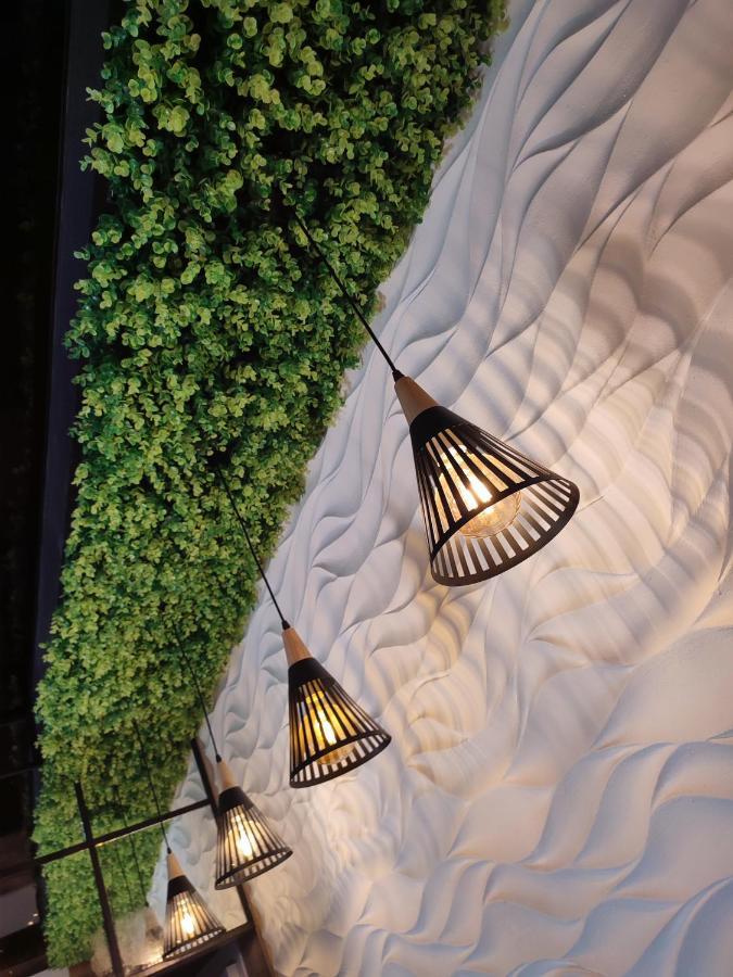 Zest Hotel & Spa ウラルスク エクステリア 写真